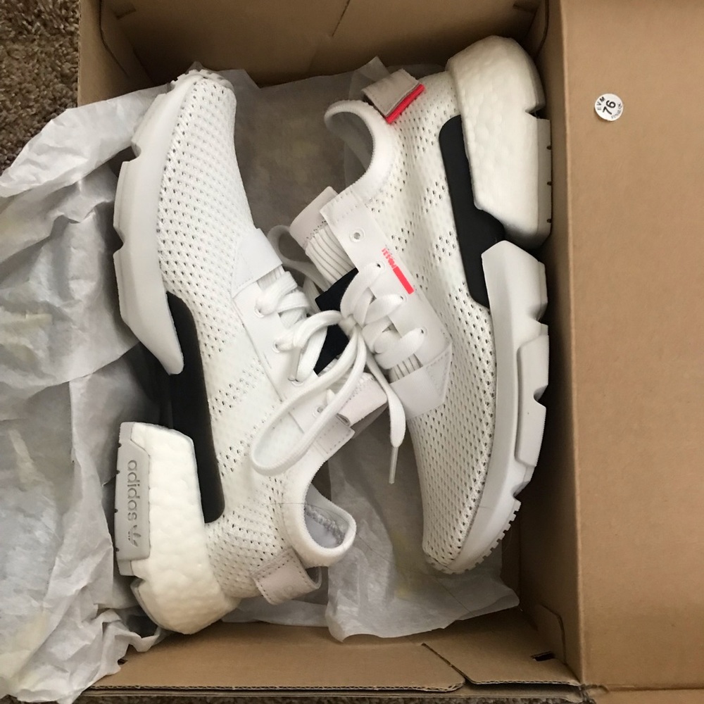 Adidas | NIB White Sneakers 5.5 Kids - Picture 7 of 8